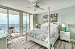 Last min special ~ June 15 - 17th!  Beautiful Condo!