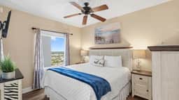Last Minute! *July 17 - 19th open!* Beautiful views!