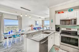 *Wonderful Views!* Gulf Front! June 22 - 24th open!