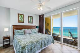 *June 27- July 2nd Open!* Huge balcony! Beautiful views!
