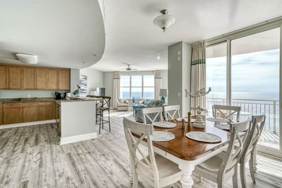 Last min special ~ June 15 - 17th!  Beautiful Condo!