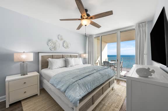 *Weekend stays* June 14 - 16, 27- 29th Open! Beach service included!