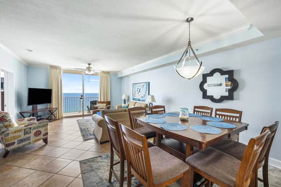 *Open June 28  - July 2!* Beach Service Included!