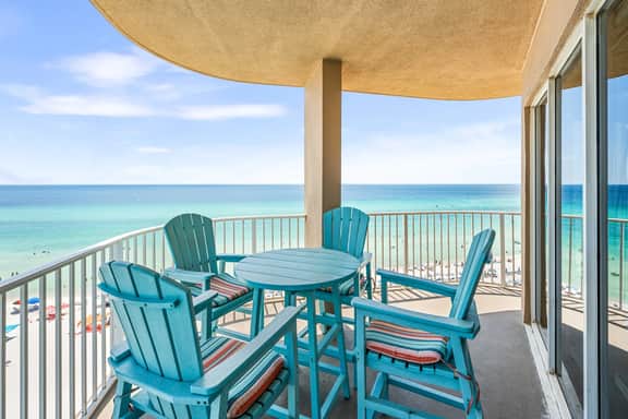 July 5 - 9th open! Beautiful condo!