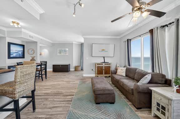 *June 29 - July 2nd Open!* Great Condo!