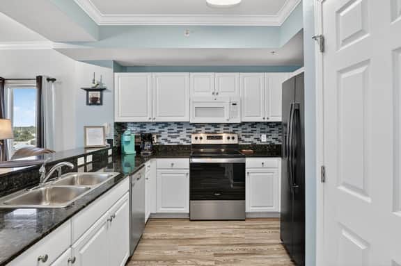 *June 29 - July 2nd Open!* Great Condo!