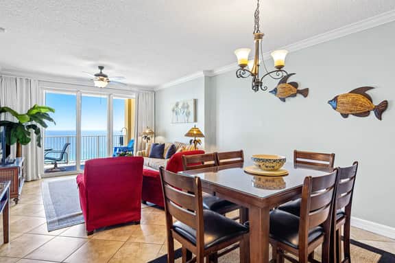 *June 27- July 2nd Open!* Huge balcony! Beautiful views!