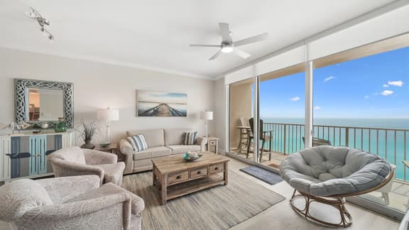 *July 5 - 15th available!* Beach chairs included!