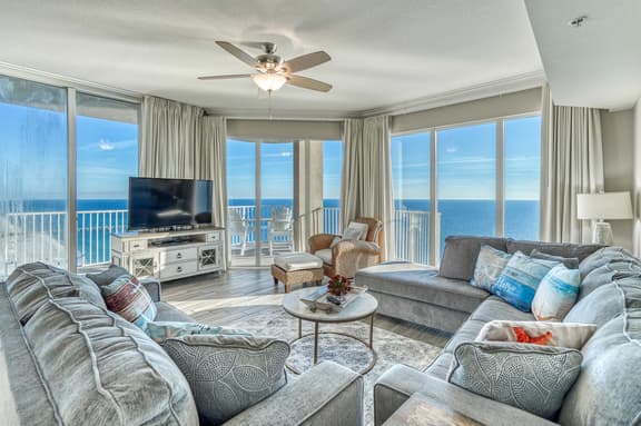 Tidewater 2817 - Image 1
